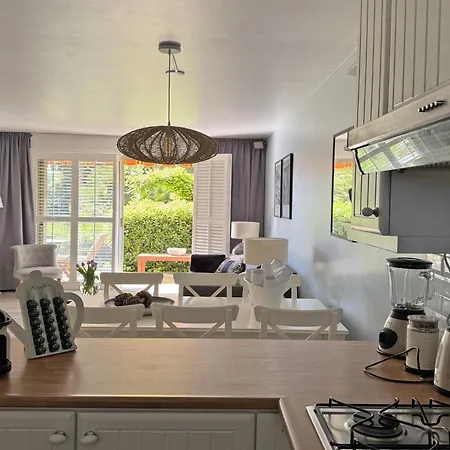 Myrtales Apartment *